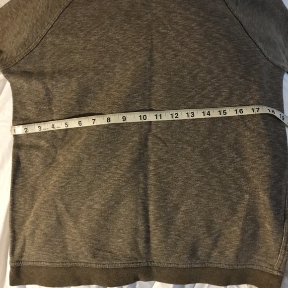 EVERLANE   Short sleeve sweatshirt - Picture 7 of 7